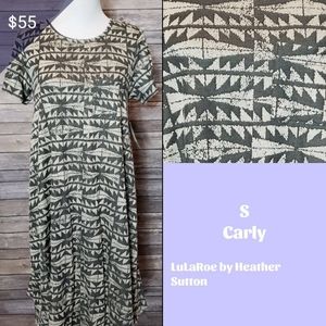 Small LuLaRoe Carly NWT